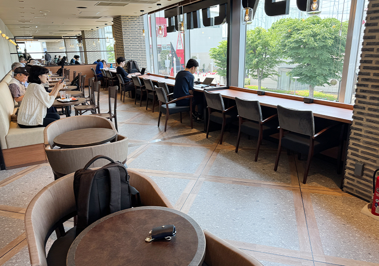 コルトン　カフェ