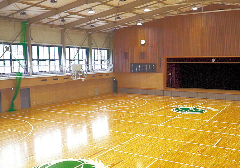 正智深谷 体育館