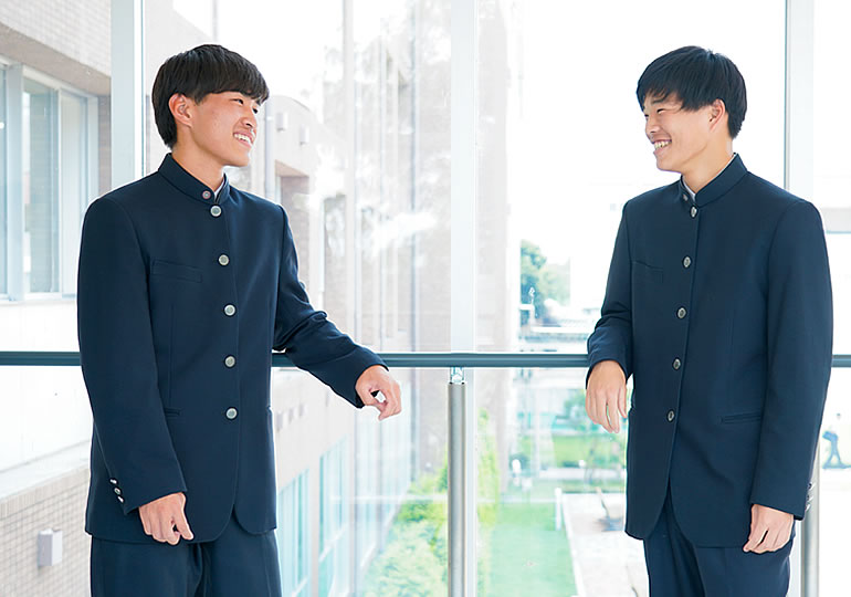 城西大学付属川越高等学校の制服