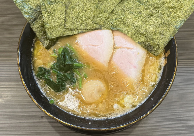 横浜ラーメン 裏武蔵家 西千葉本店