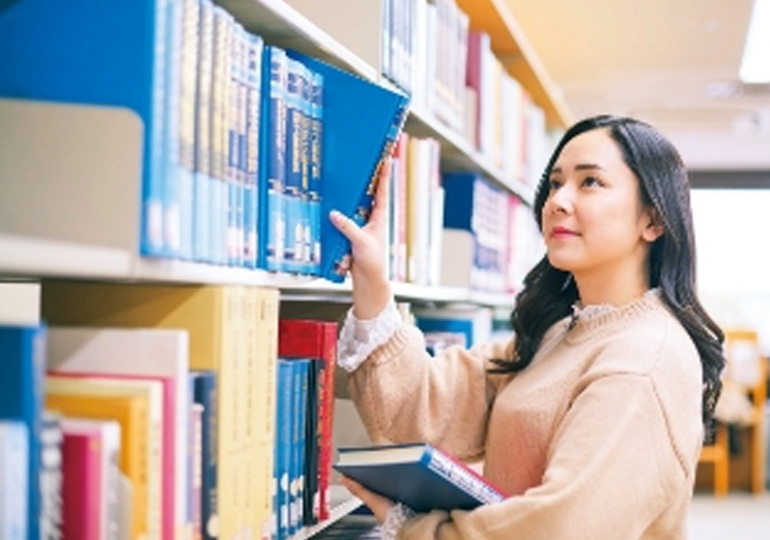中央学院大学の学部・学科別の特徴