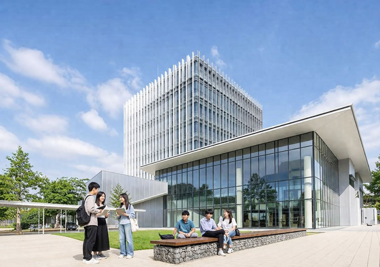 日本工業大学