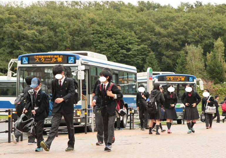 立命館慶祥中学校の制服