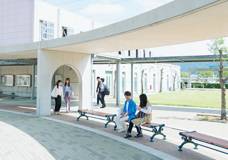 関西福祉大学