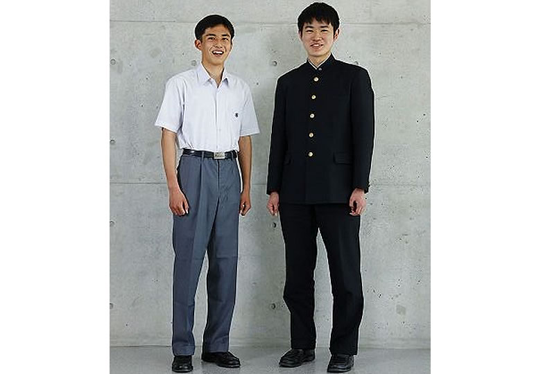 明治大学付属中野高等学校の制服