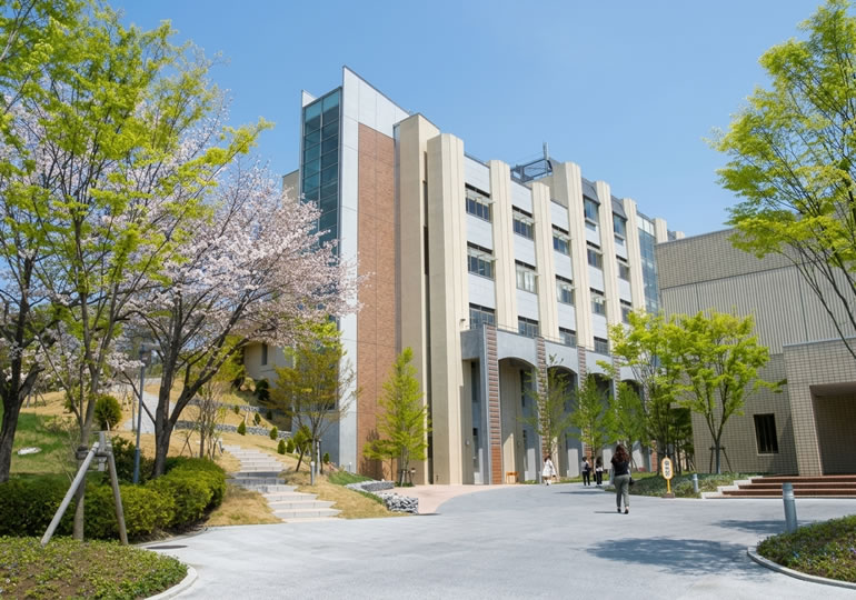 仙台白百合女子大学