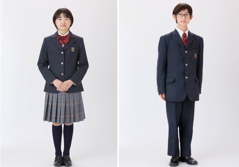 岐阜聖徳学園大学附属中学校の制服