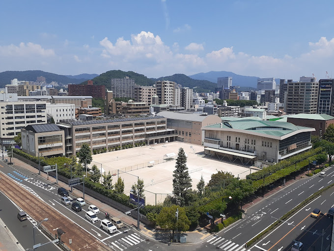 広島女学院中学校