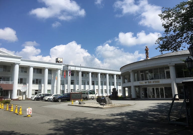 北杜市立甲陵高等学校