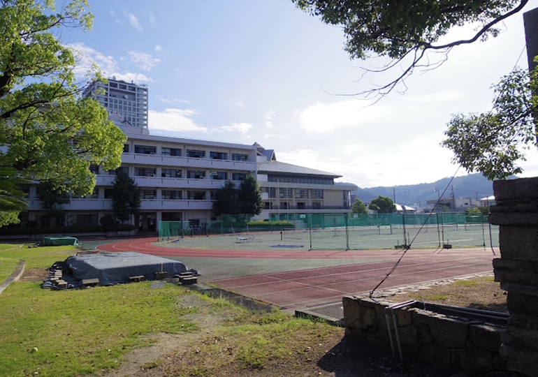 高松高等学校