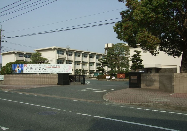 香楠中学校