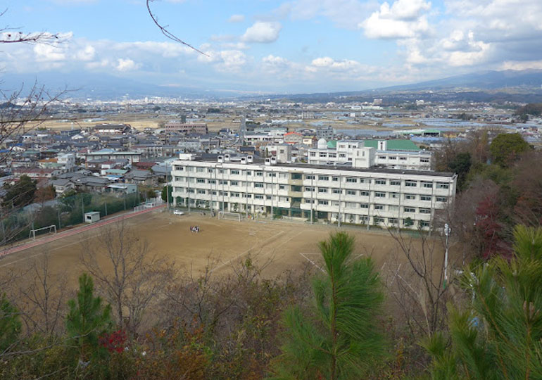 韮山高等学校