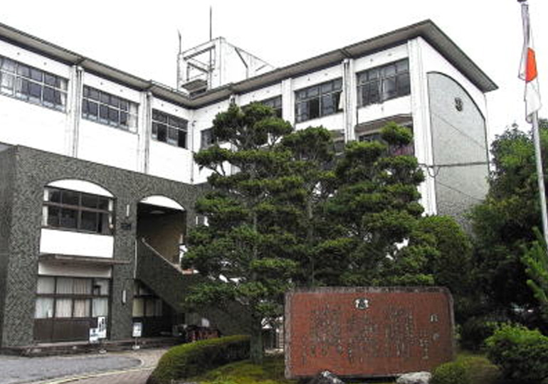滋賀県立 水口東中学校