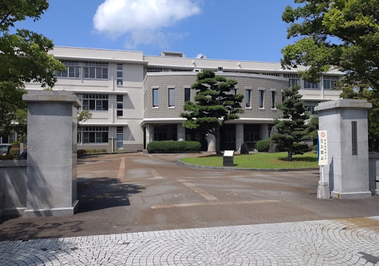 高岡高等学校